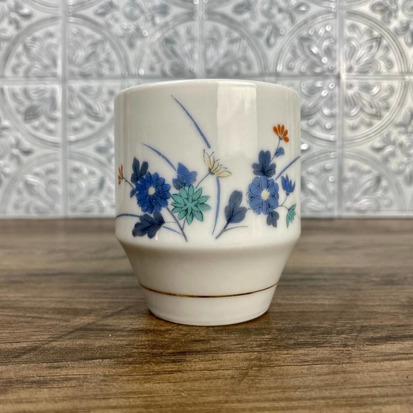 Vintage Pair of Blue Floral Japanese Tea Cups, Otagiri OMC, Saki Cups - Picture 4 of 9